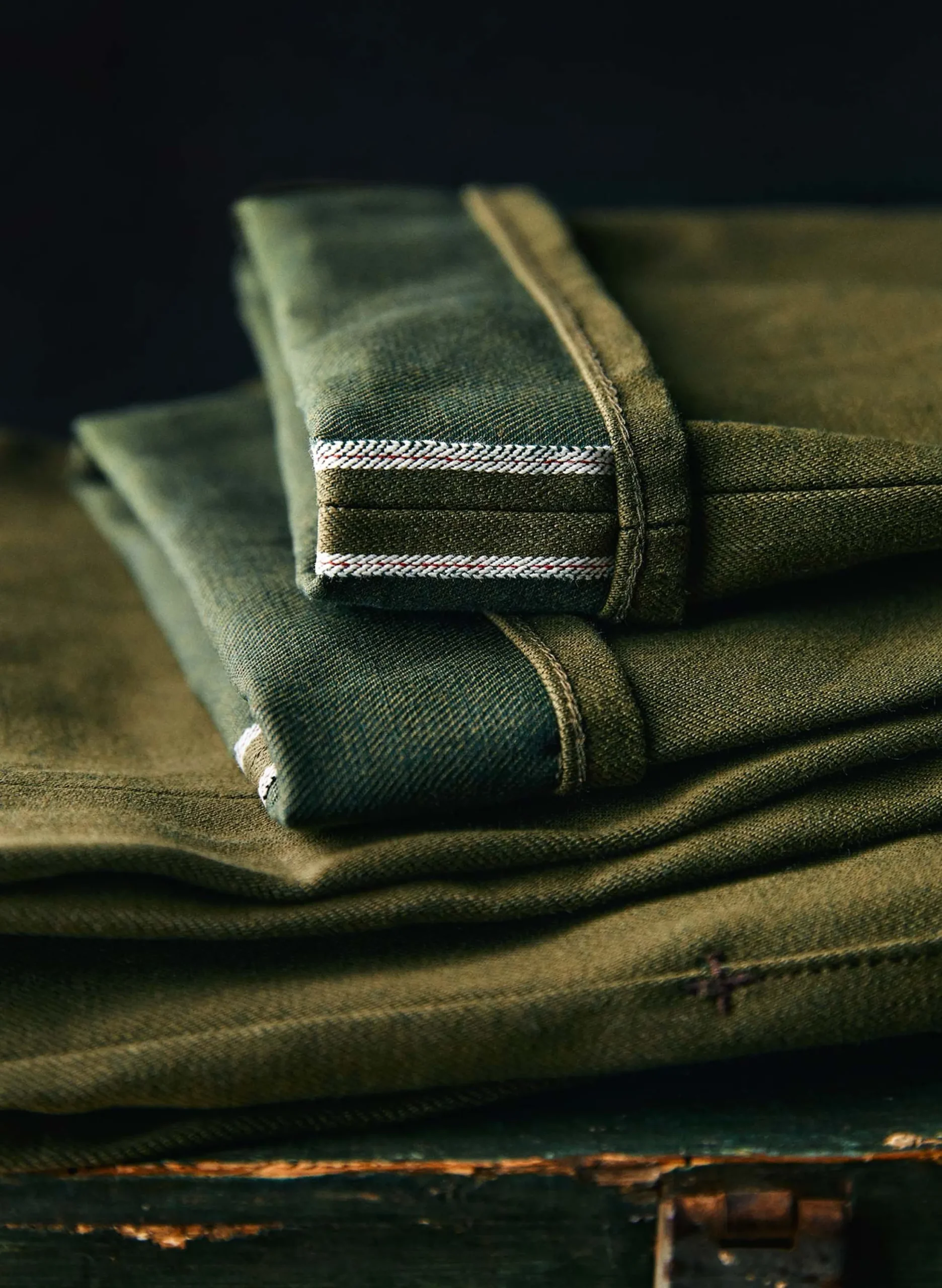 imogene + willie Barton Olive Rigid Jp| Denim