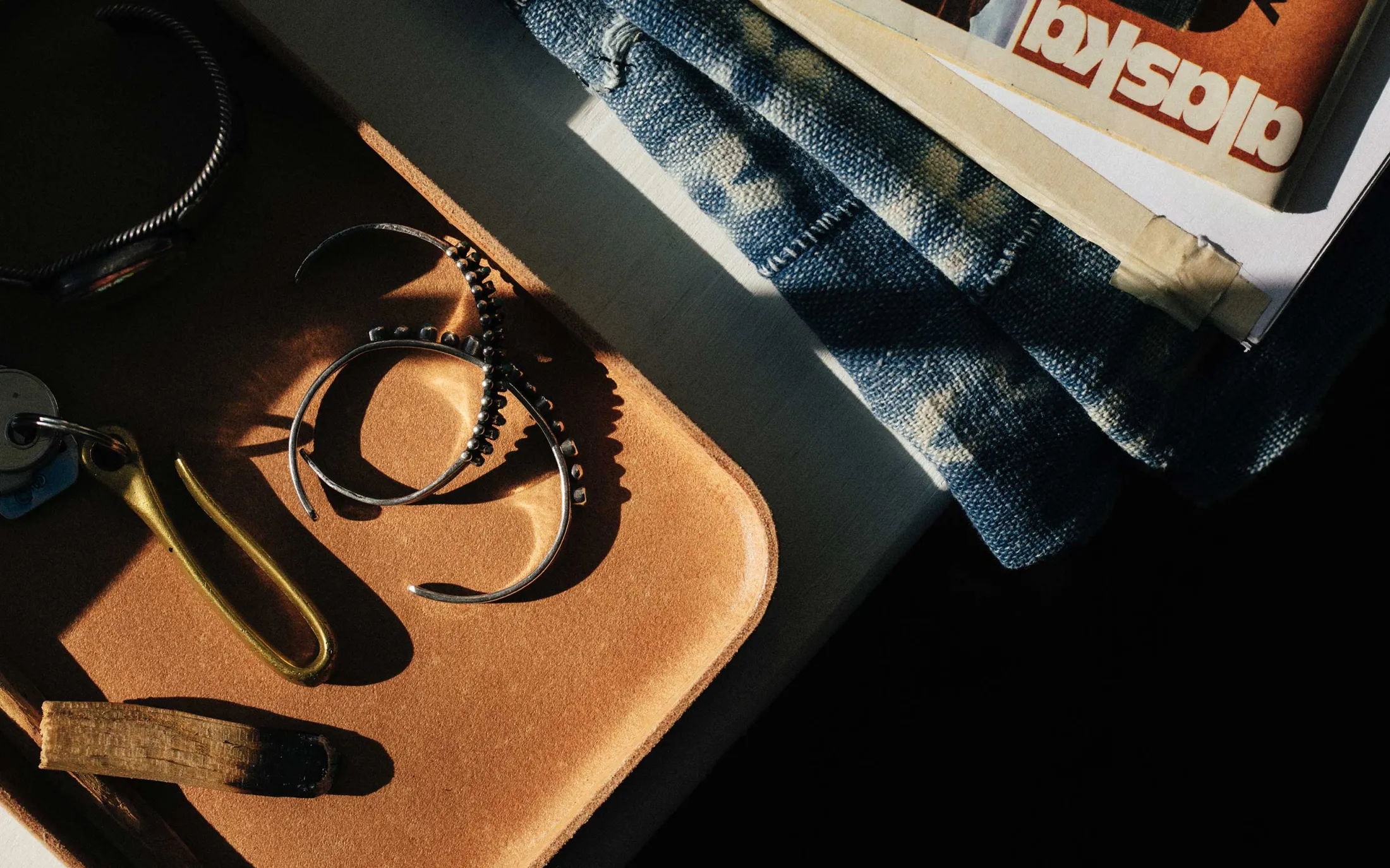 imogene + willie Emil Erwin Natural Leather Tray|Women Accessories|Accessories