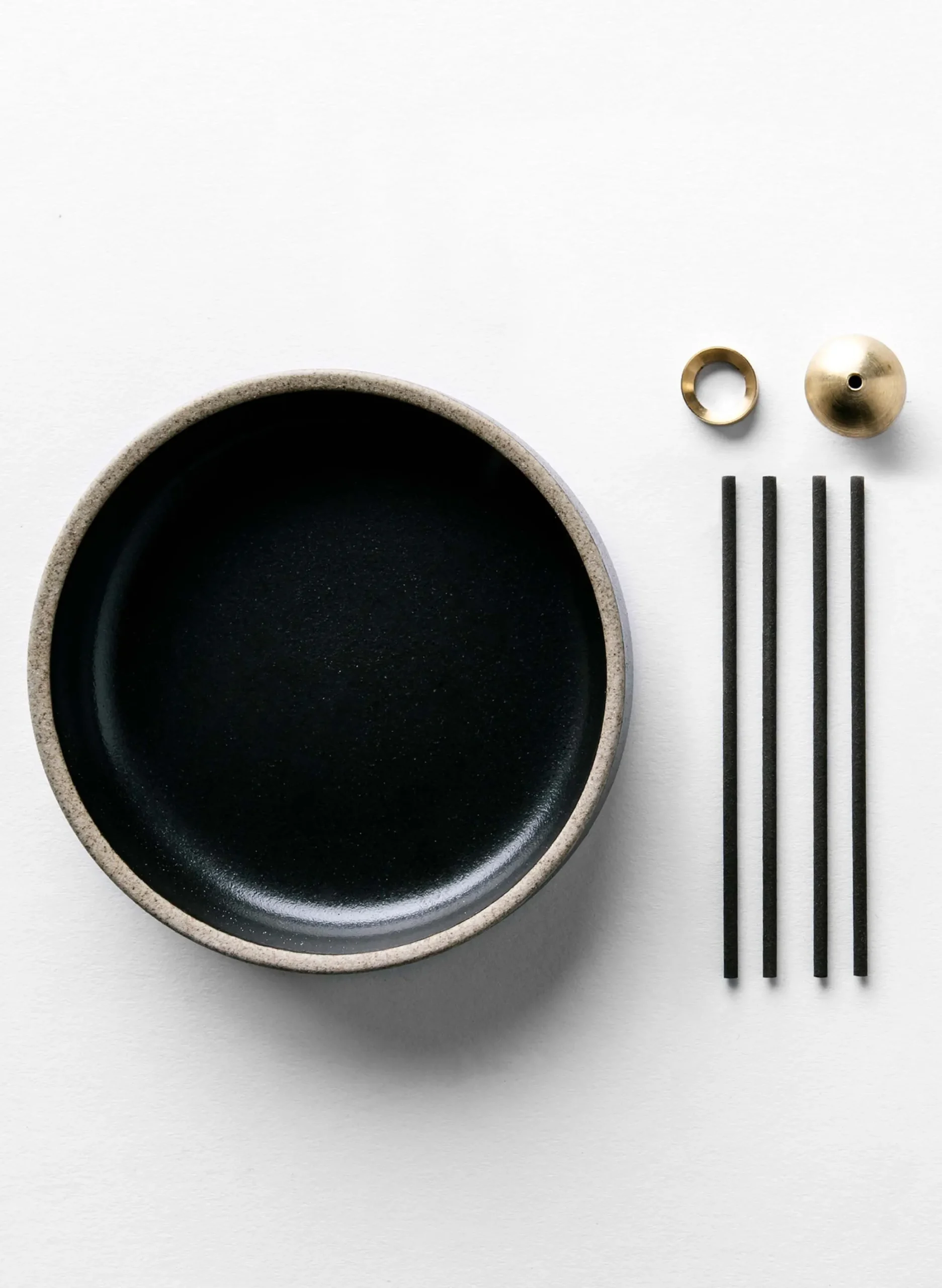 imogene + willie Hasami Incense Holder Set With Aloeswood|Women Home Goods|Home Goods