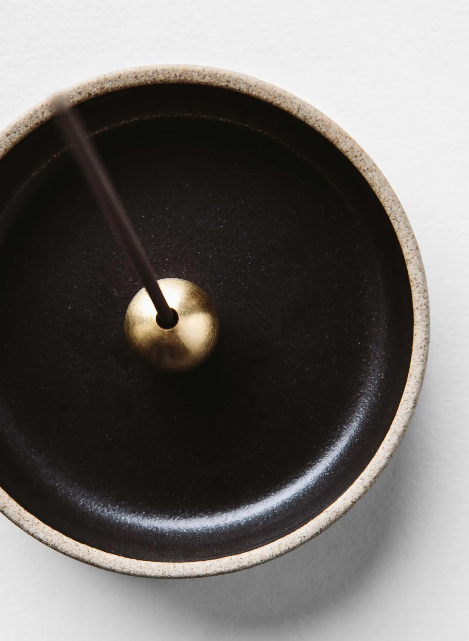 imogene + willie Hasami Incense Holder Set With Aloeswood|Women Home Goods|Home Goods