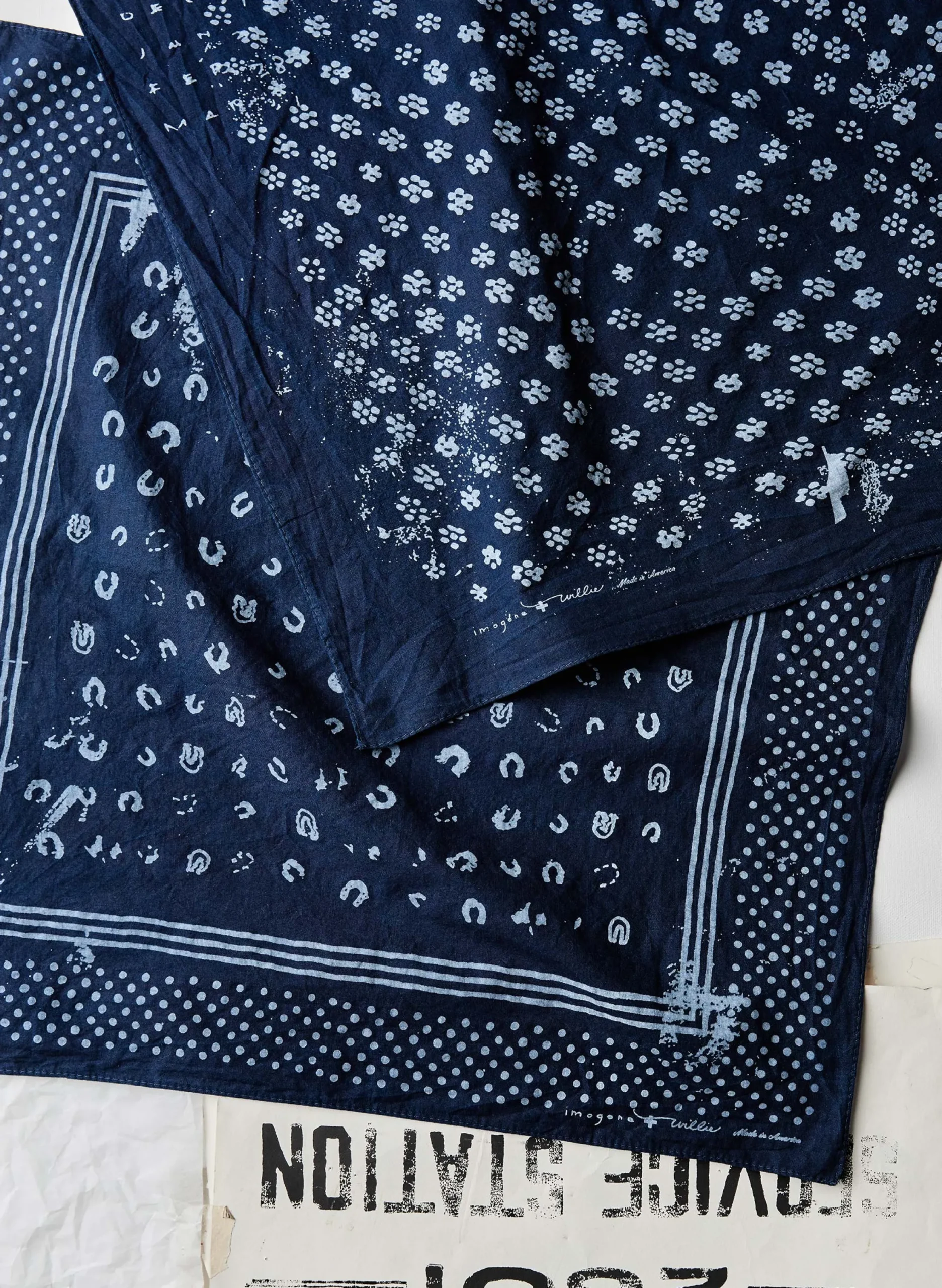 imogene + willie Indigo "flower Print" Bandana|Women Accessories|Accessories