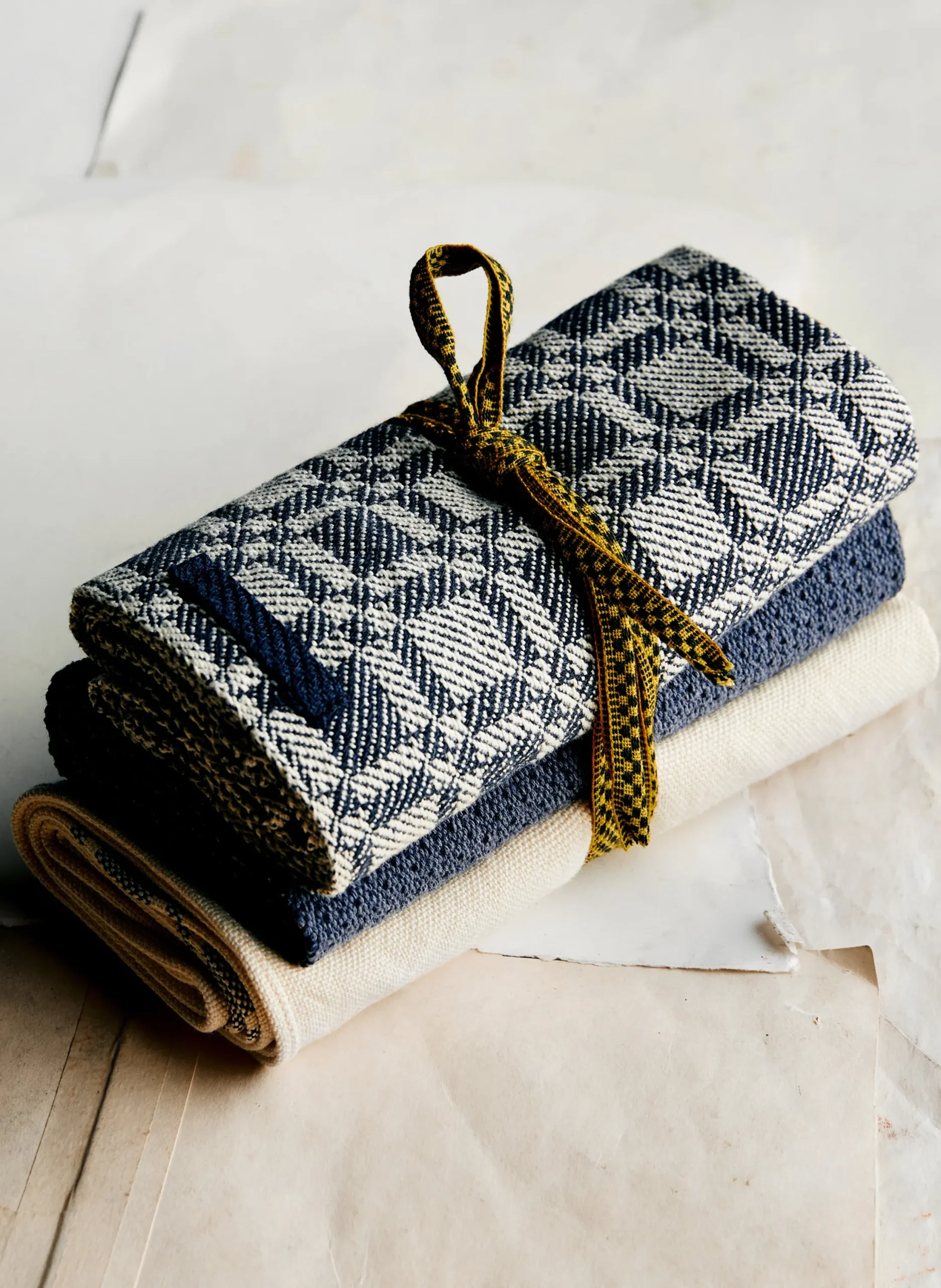 imogene + willie I+w X Family Heirloom Weavers Hand Towel Pack 01|Women Home Goods|Home Goods