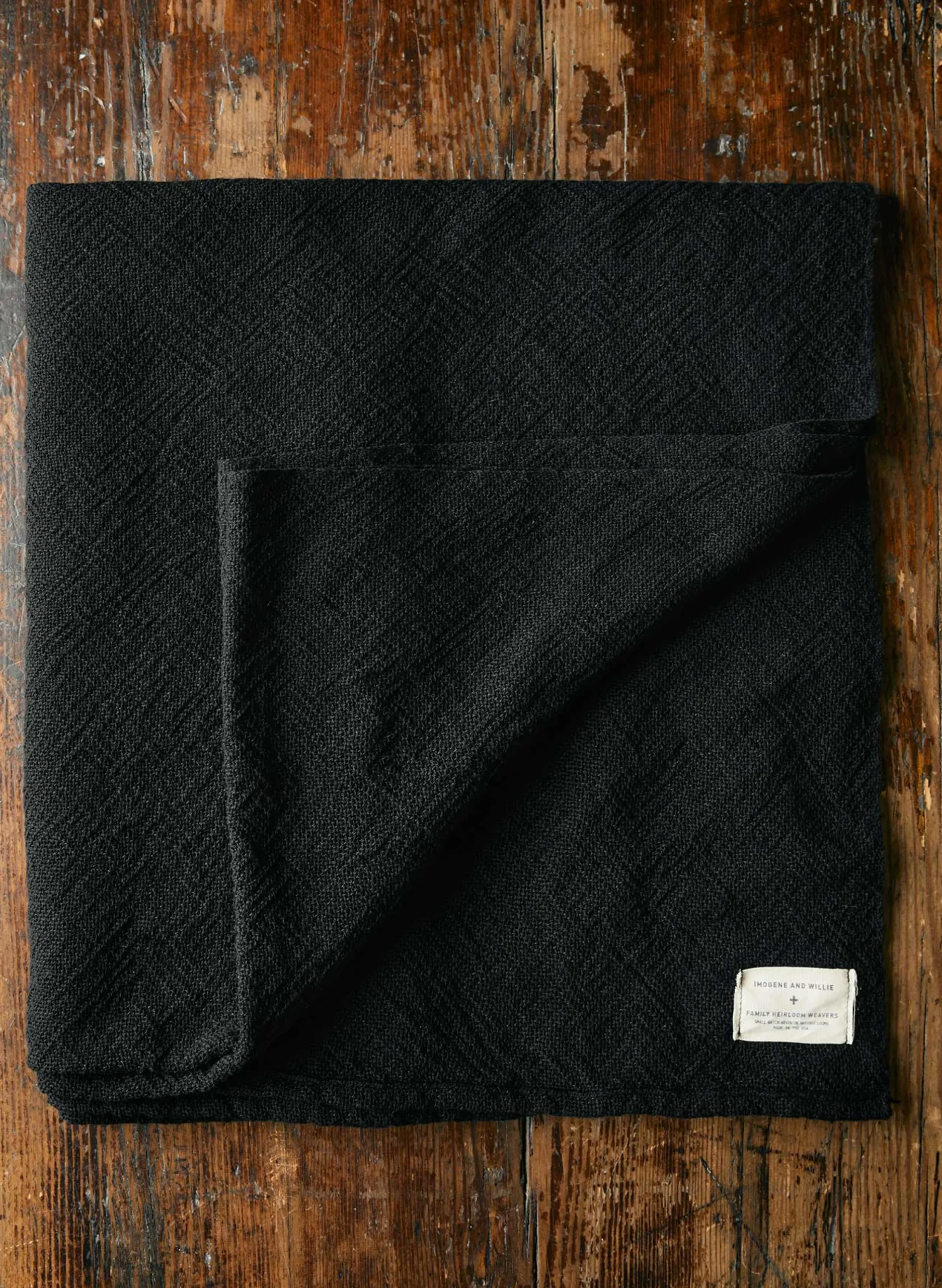 imogene + willie I+w X Family Heirloom Weavers Cotton Throw In Black|Women Home Goods|Home Goods