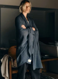 imogene + willie I+w X Family Heirloom Weavers Cotton Throw In Indigo|Women Home Goods|Home Goods