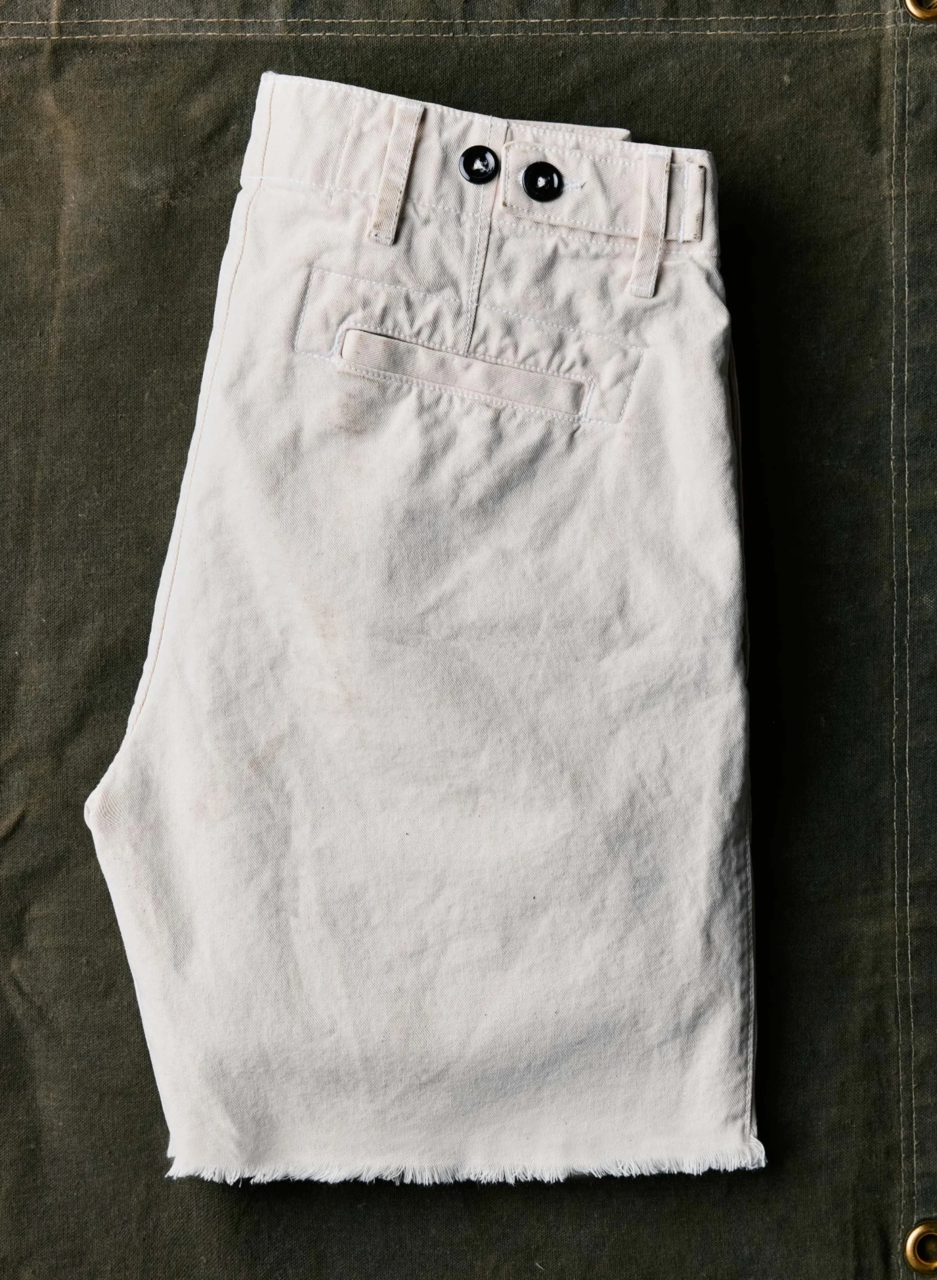 imogene + willie I+w X SKU Cutoff Chino In Stone| Pants & Shorts