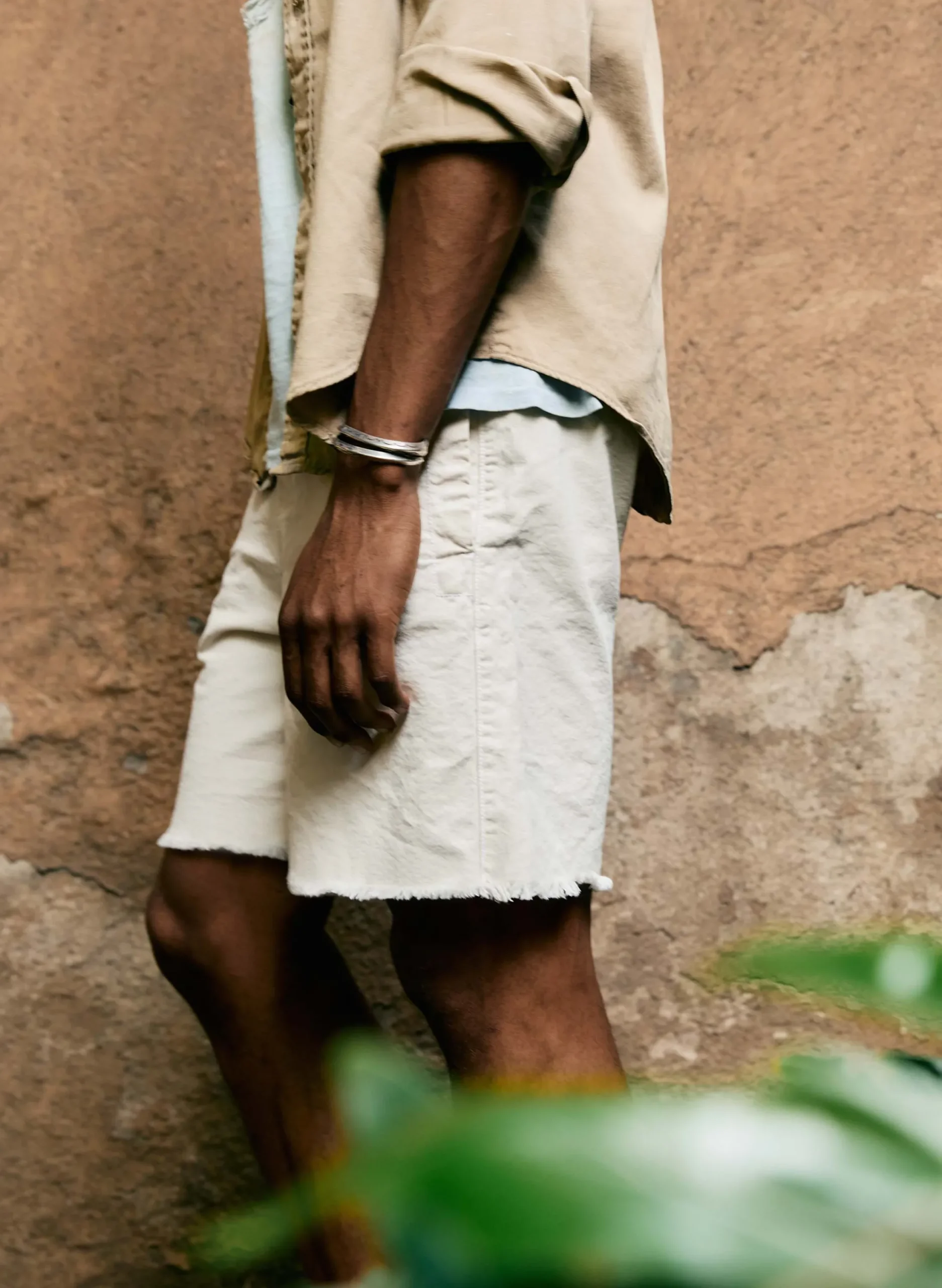 imogene + willie I+w X SKU Cutoff Chino In Stone| Pants & Shorts