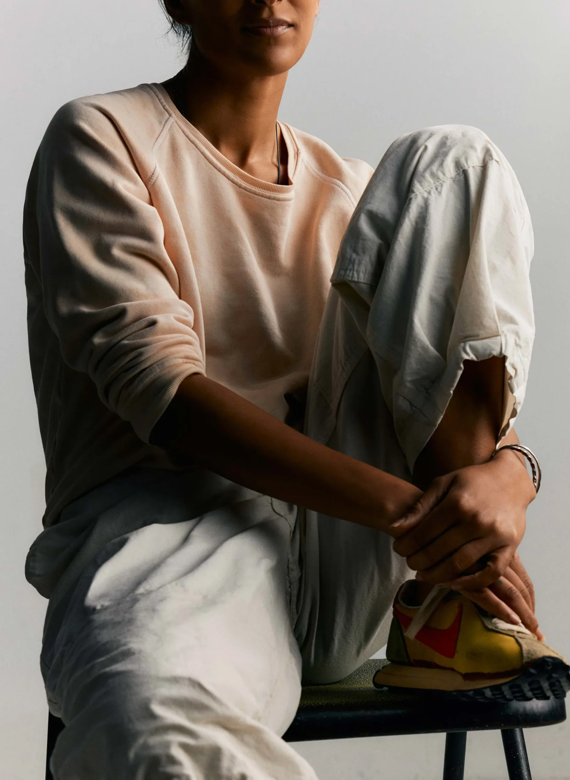 imogene + willie Lana Raglan Sweatshirt In Faded Pink|Women Knits & Sweaters