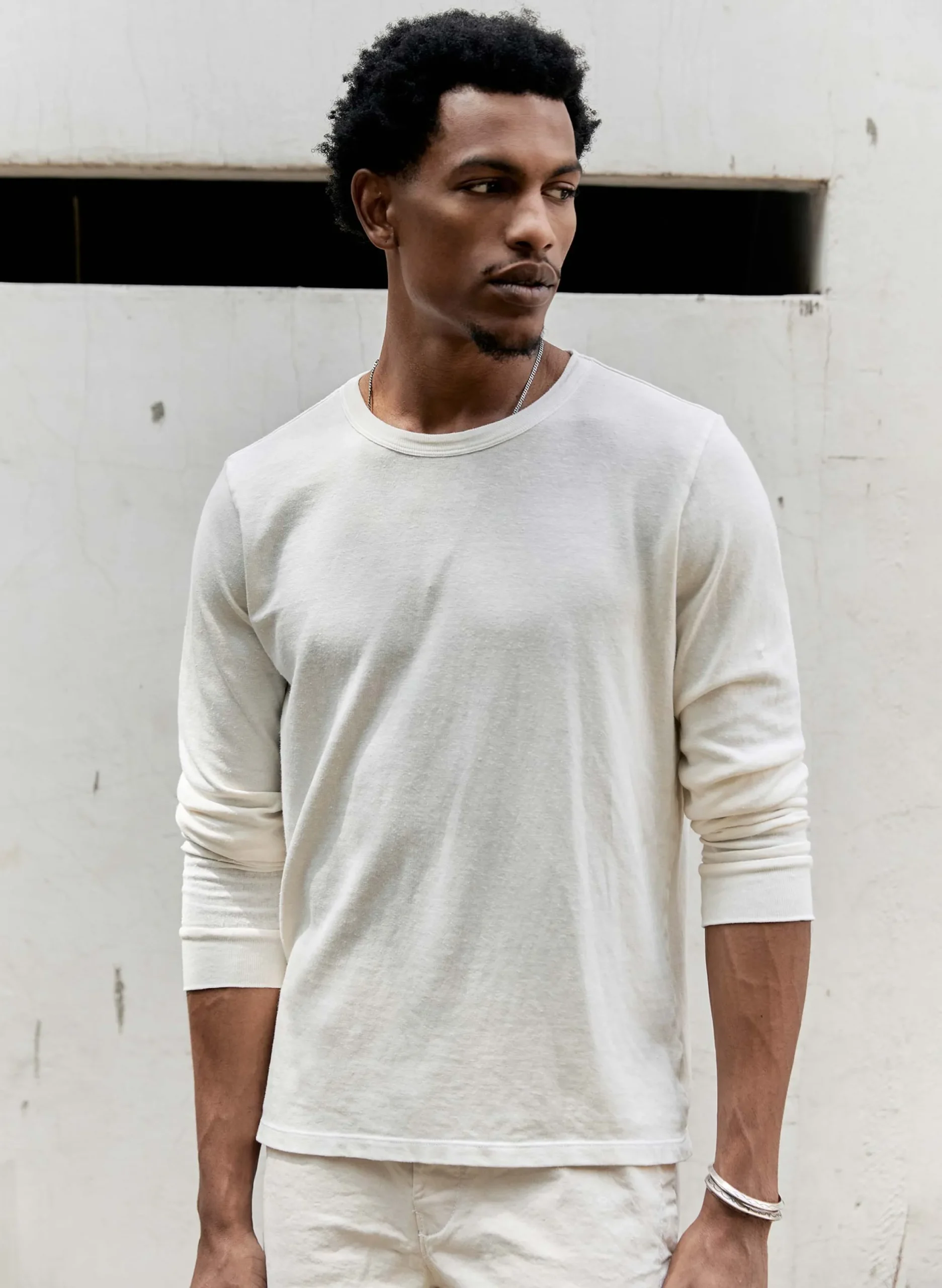 imogene + willie Long Sleeve Vintage White Crew| T-Shirts