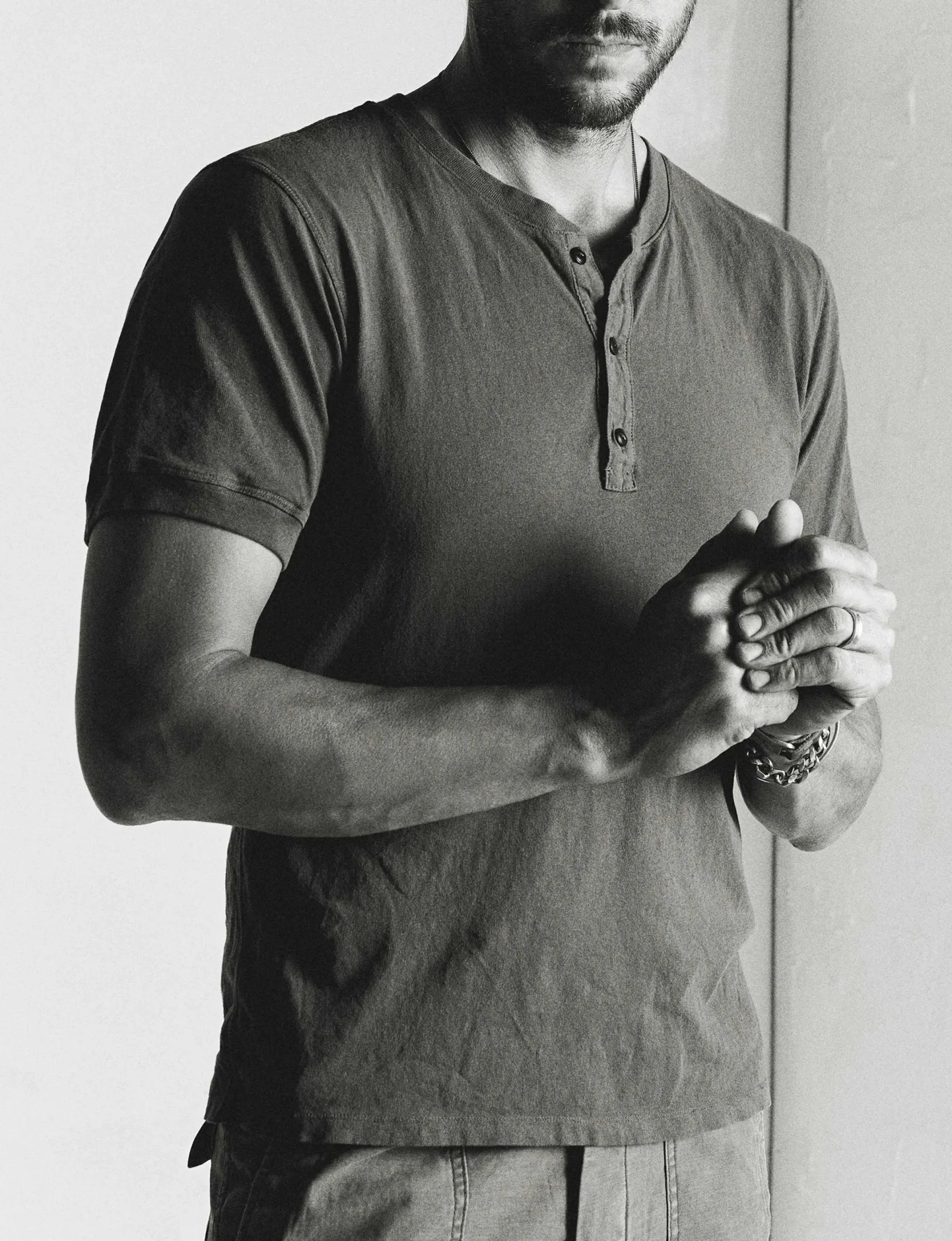 imogene + willie S/s Henley In Faded Black| Knits & Sweaters