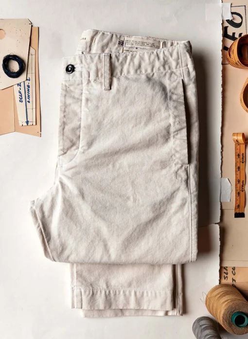 imogene + willie The All American Chino In Natural| Pants & Shorts