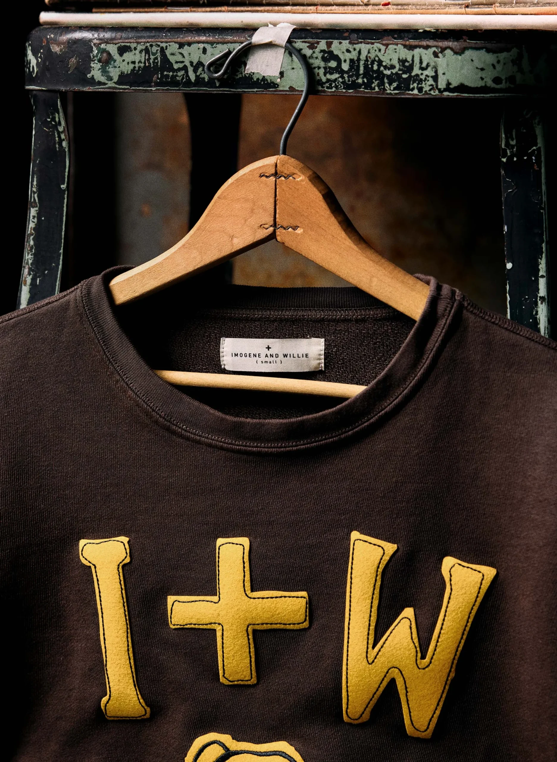 imogene + willie The "hellcat" Sweatshirt In Faded Brown|Women Knits & Sweaters|Knits & Sweaters