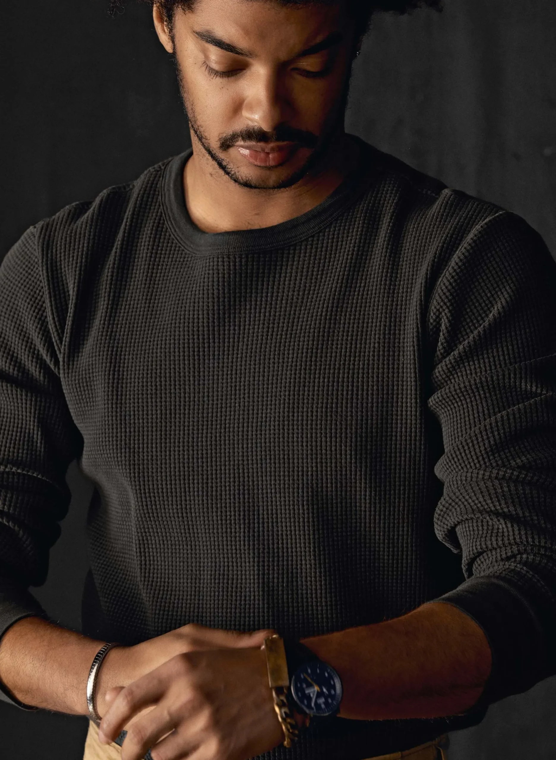 imogene + willie The Long Sleeve Thermal Crew In Faded Black| Knits & Sweaters