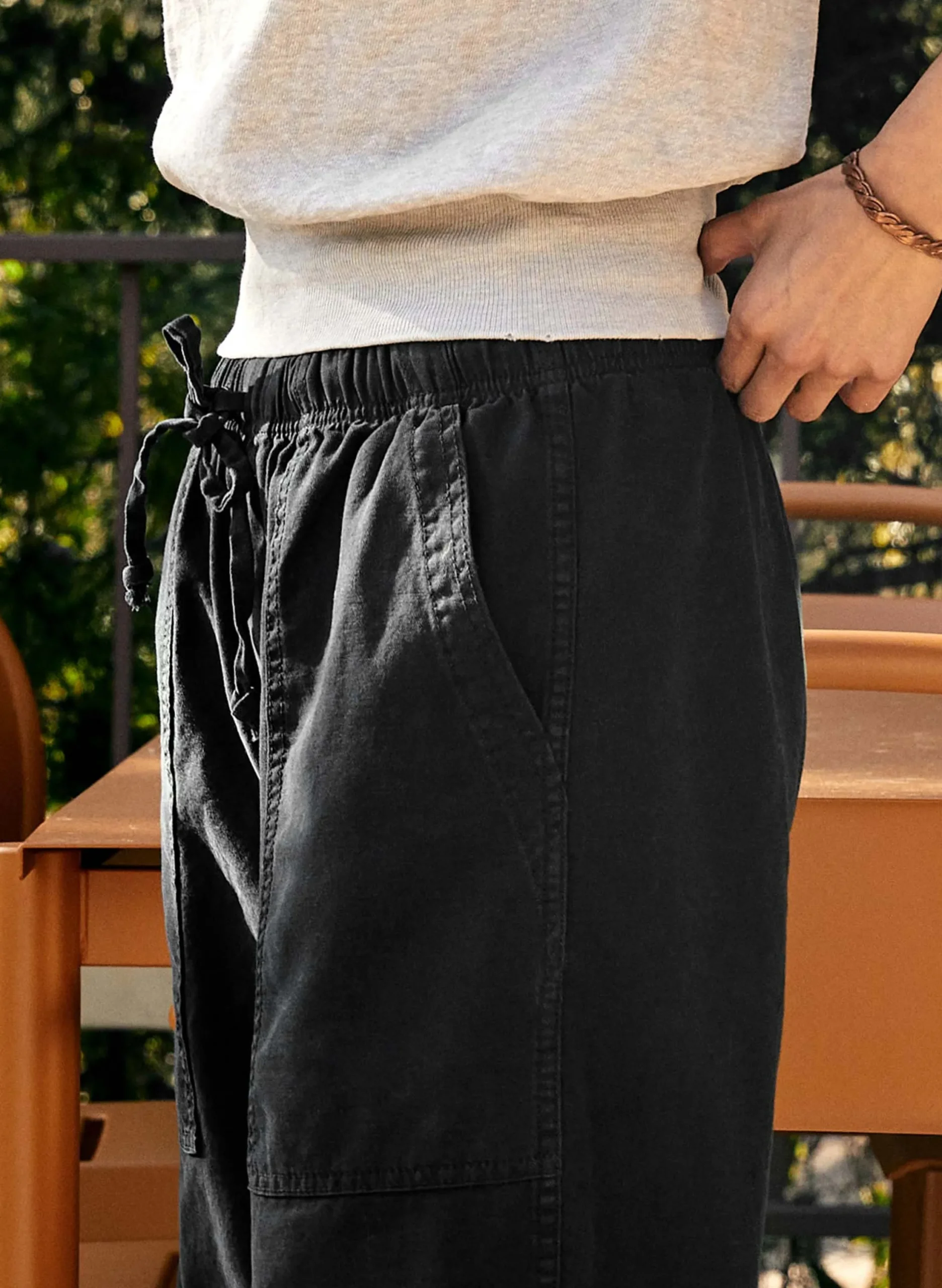 imogene + willie The Ventura Chore Pant In Faded Black|Women Pants & Shorts|Pants & Shorts