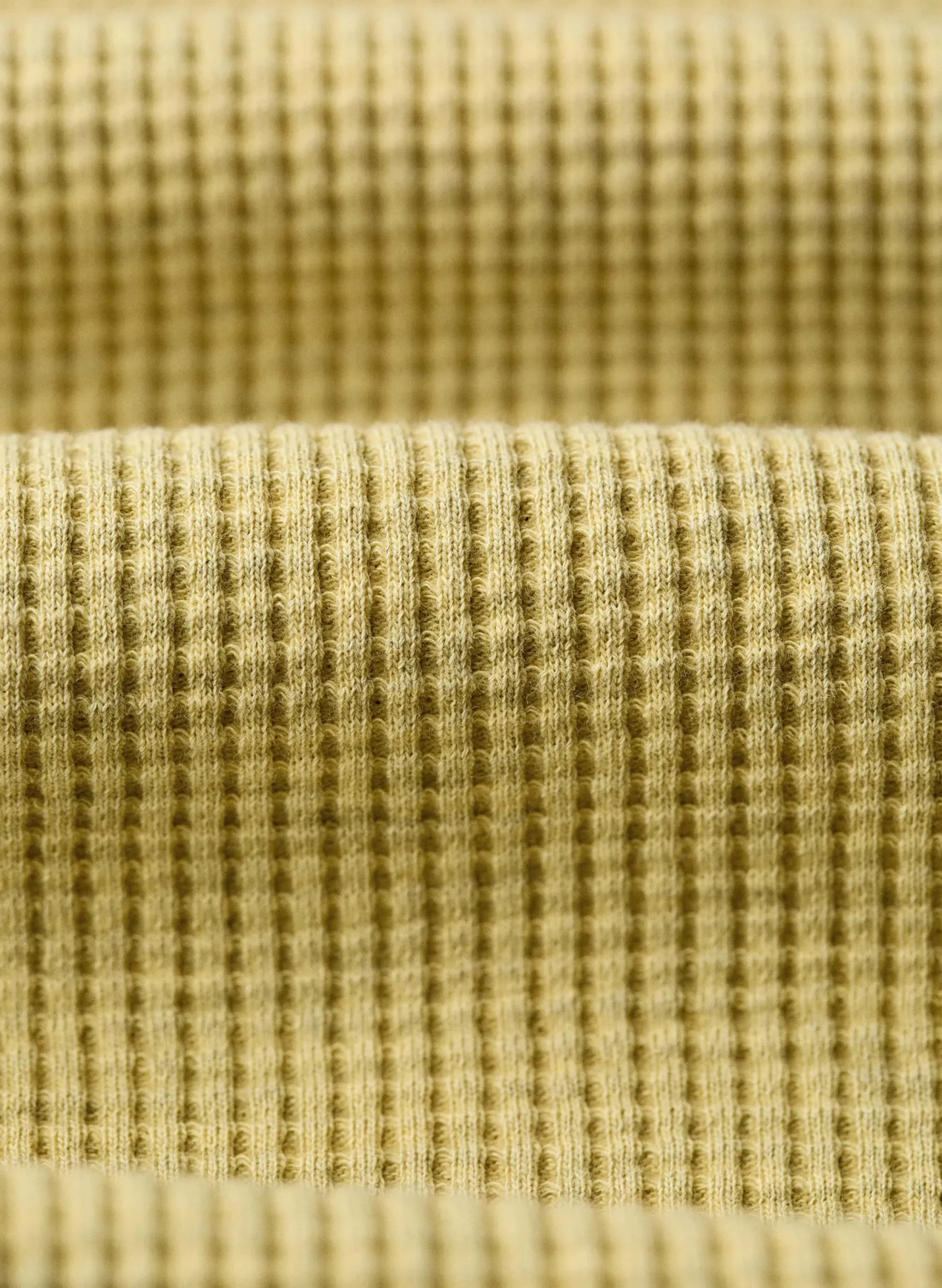 imogene + willie The Waffle Thermal Crew In Faded Yellow|Women Knits & Sweaters