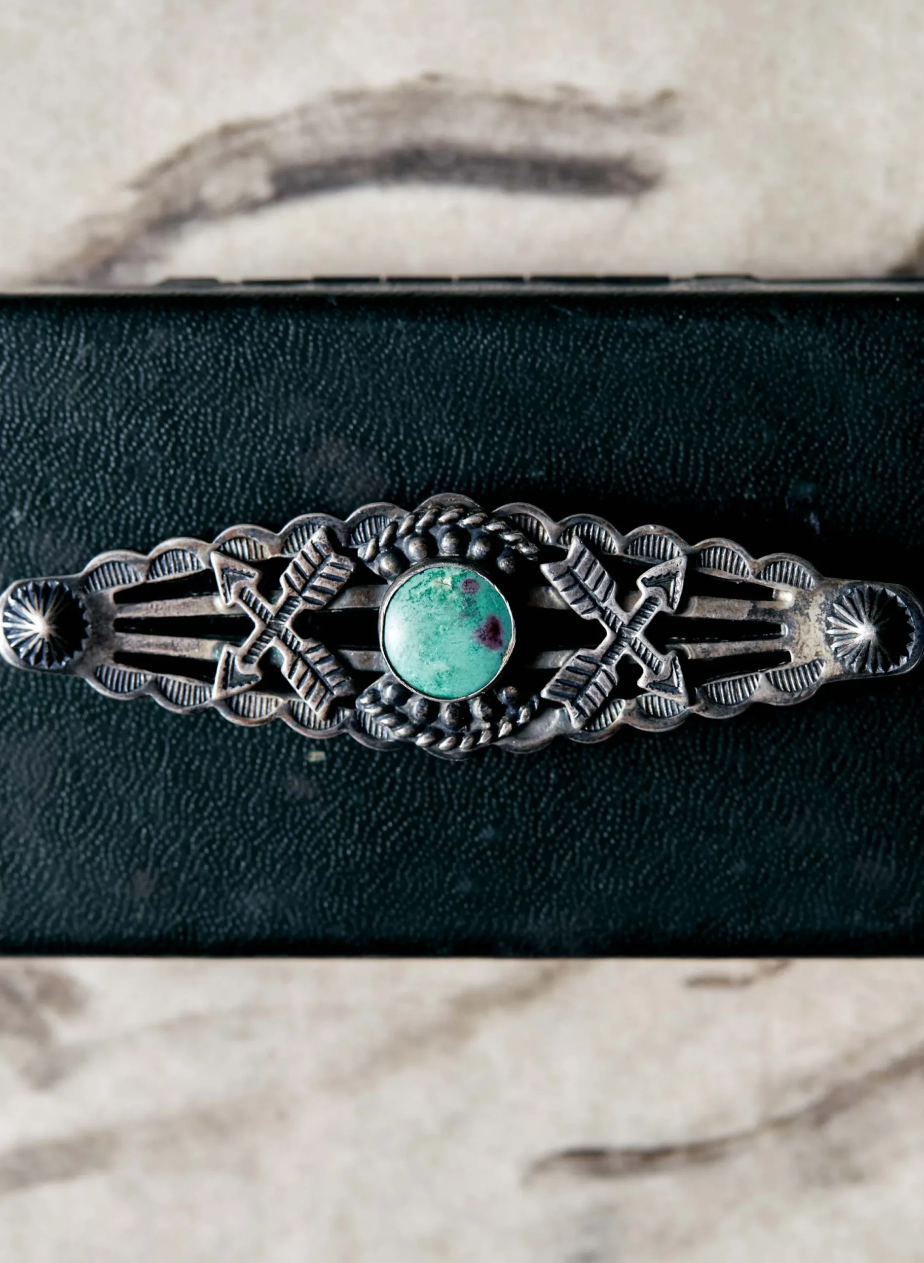 imogene + willie Vintage Navajo Arrow Pin|Women Accessories|Accessories