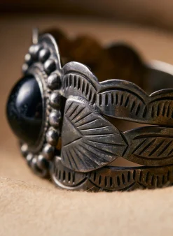 imogene + willie Vintage Silver Handstamped Cuff|Women Accessories|Accessories